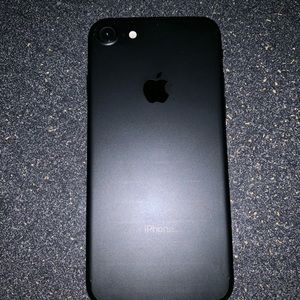 Black iPhone 7